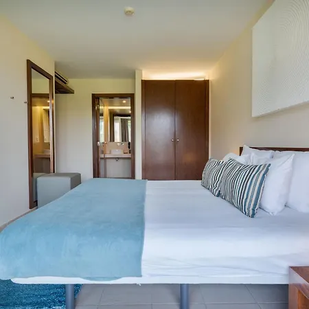 Appartamento Stylish 2bdr Flat With Pool In Salgados By Lovelystay Albufeira