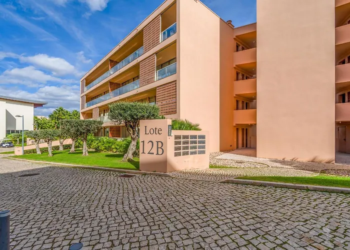 Stylish 2bdr Flat With Pool In Salgados By Lovelystay * 알부페이라